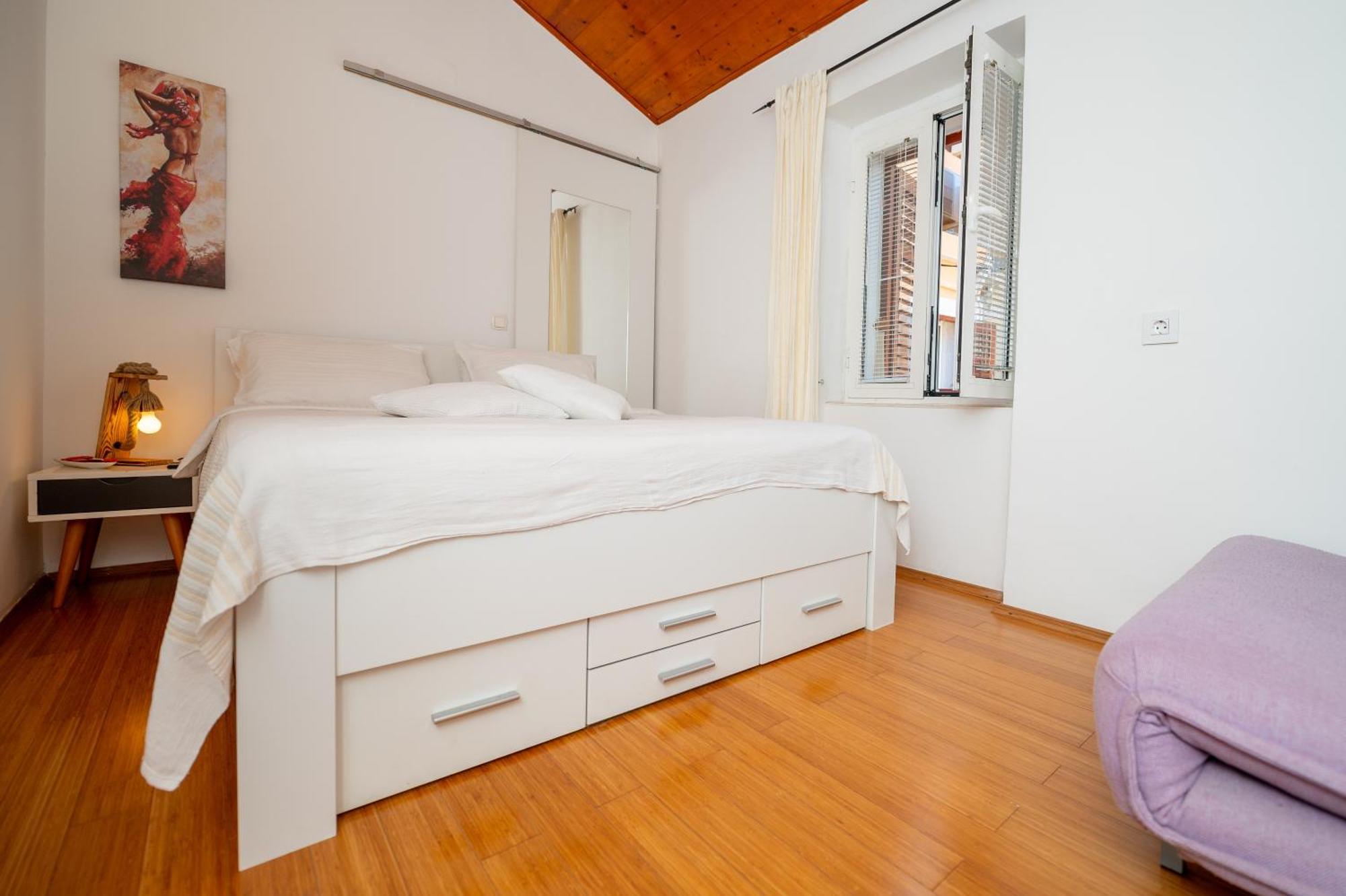 Apartments Vitoria Mali Losinj Exterior photo