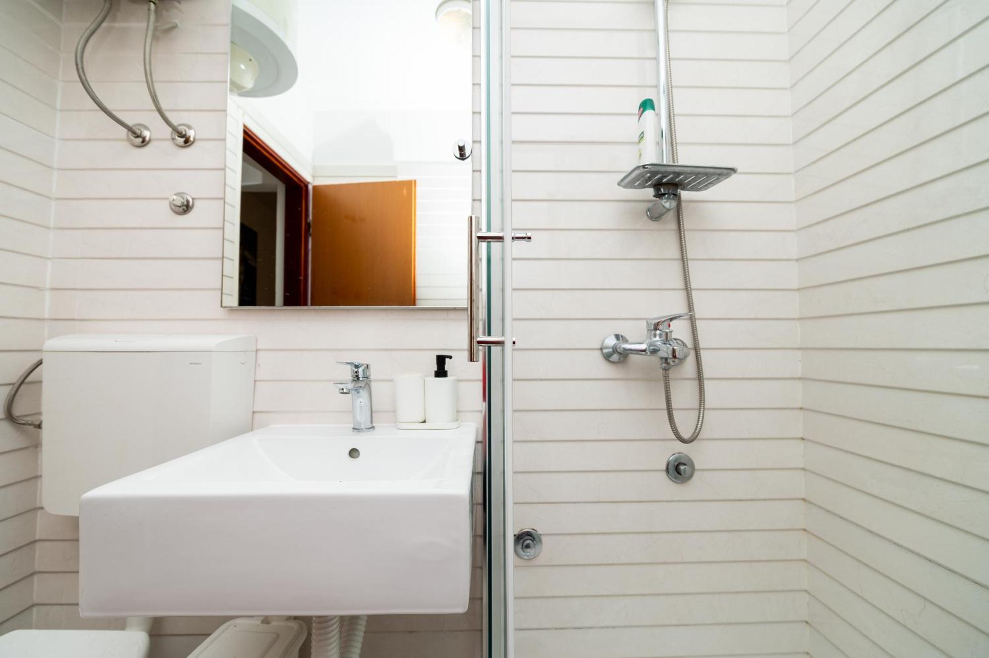 Apartments Vitoria Mali Losinj Exterior photo