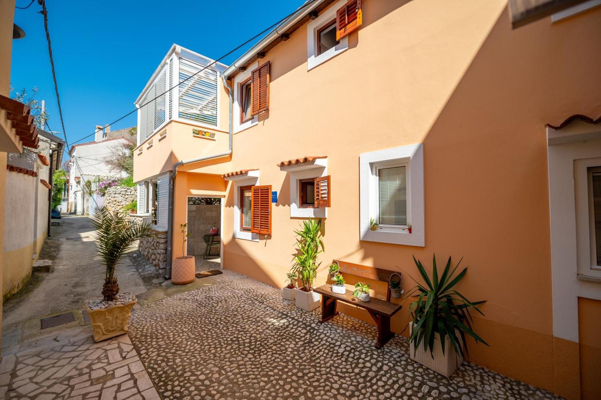 Apartments Vitoria Mali Losinj Exterior photo